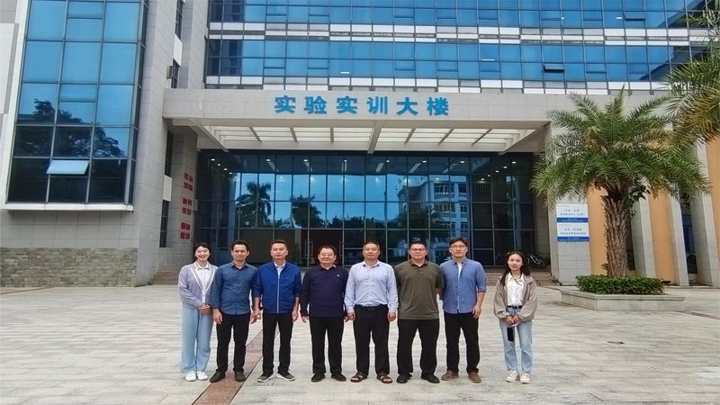 电子元件直销与代理商：揭秘背后的差异与选择之道